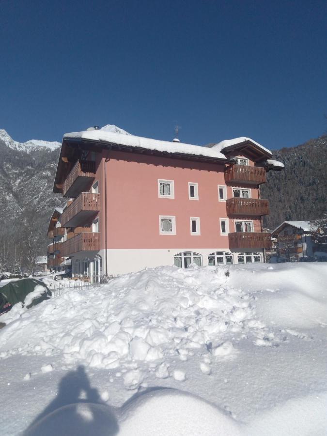 Hotel Garni Al Nardis Carisolo Εξωτερικό φωτογραφία