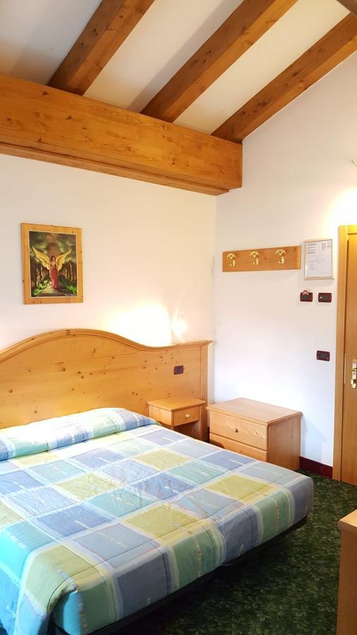 Hotel Garni Al Nardis Carisolo Εξωτερικό φωτογραφία