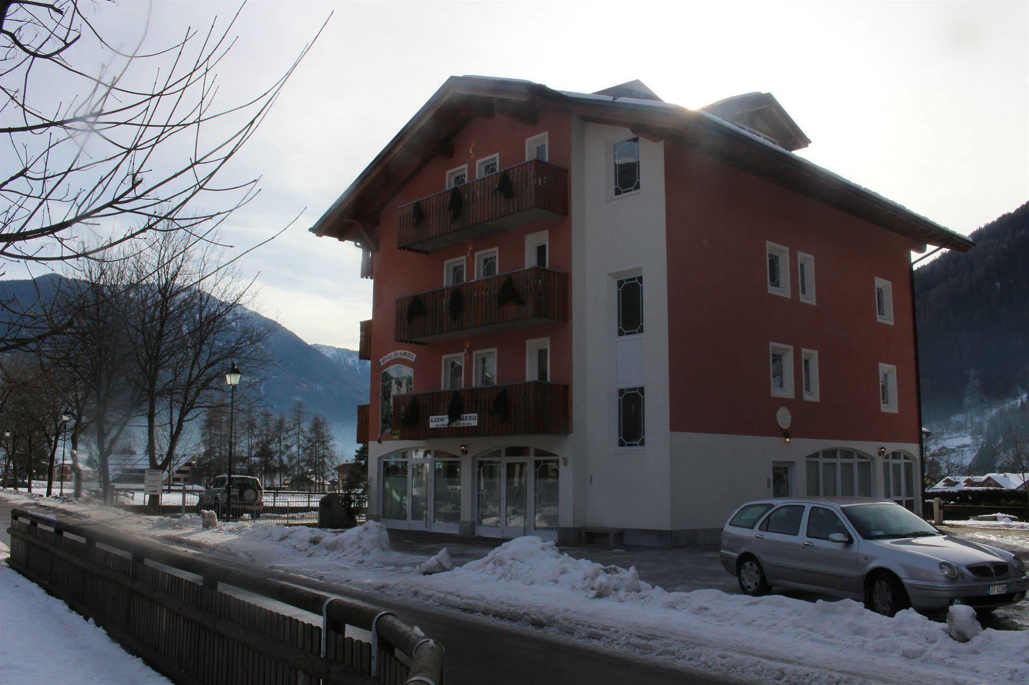 Hotel Garni Al Nardis Carisolo Εξωτερικό φωτογραφία